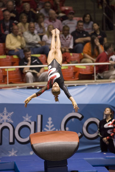 07NCAA1S4D_0372_CourtneyK